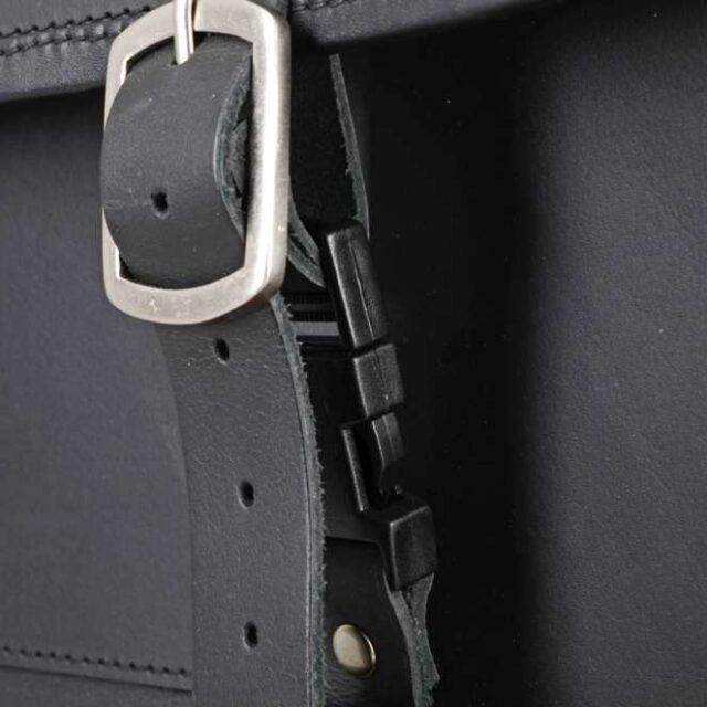Satteltasche "Boston" Harley-Davidson® Softail Slim und Blackline - links